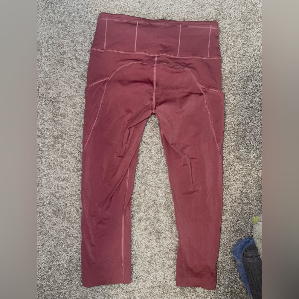 Lulu lemon crop leggings
